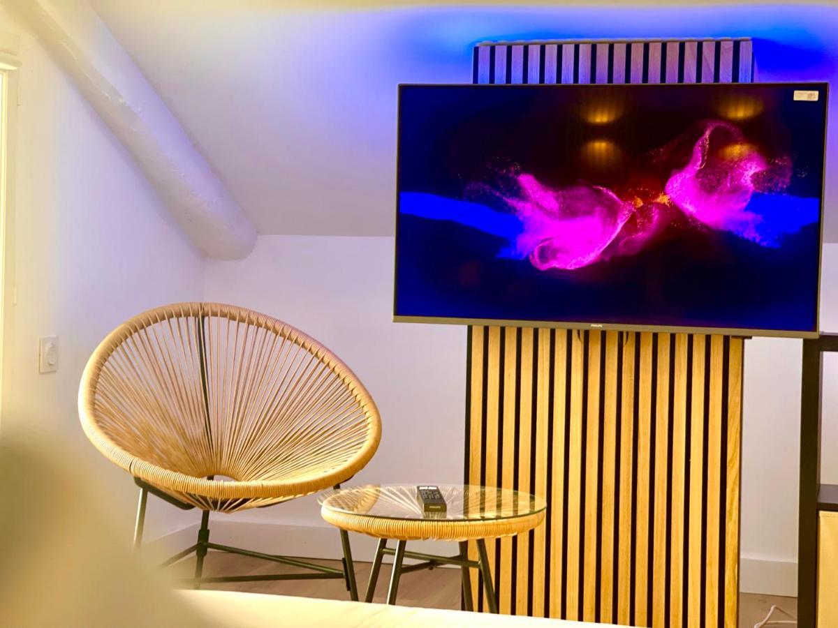 Sv - L'Experience Design Duplex In Marseille Apartment Exterior photo